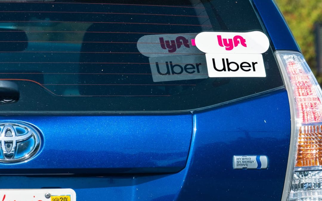 Uber vs. Lyft Driver: Who Pays Better?